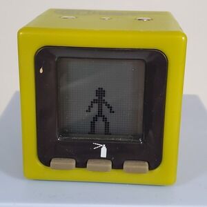 Radica Cube World Dusty Series 2 Green 2006 Electronic Pocket Stickman Tested B